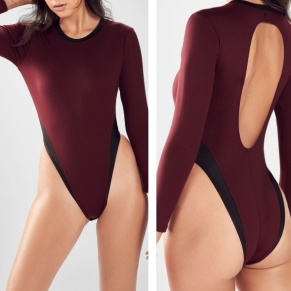𝅺fabletics Karleen Bodysuit - Picture 1 of 8